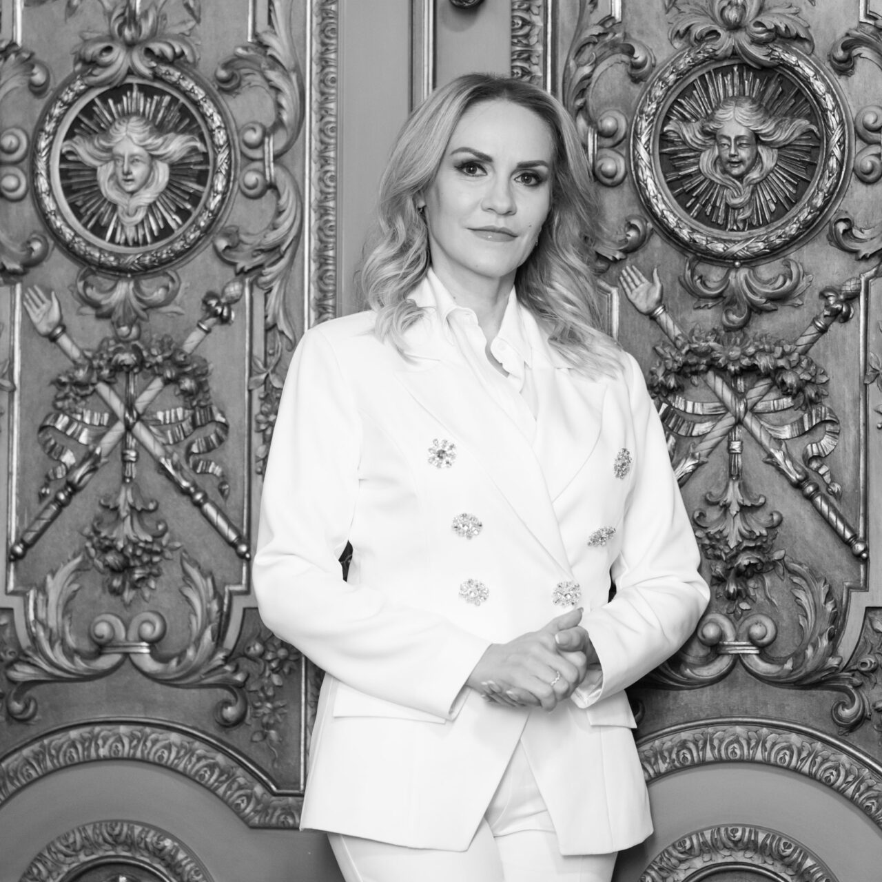 De ce triumfă Gabriela Firea, chiar dacă pierde alegerile: „CREDINȚA mea este pavăza mea. Și bucuria mea. Și au fost întotdeauna”