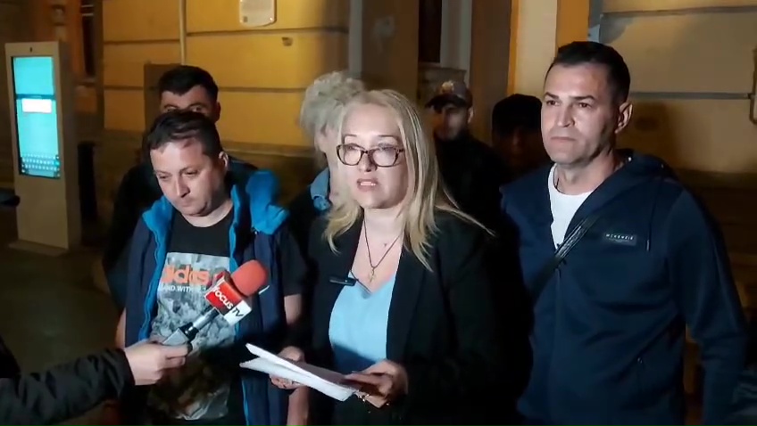 Candidatul AUR la Primăria Buzău se retrage din cursă / Elena Năstăsoiu: Nu uita, George Simion, că patriotismul afişat este o indecenţă!
