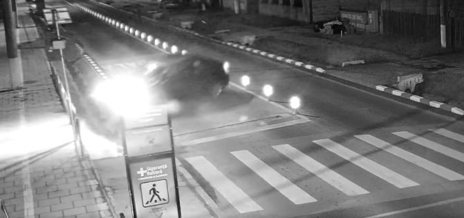 Accident în zona primului limitator inteligent de viteză / Șoferul spune că s-a SPERIAT de dispozitiv / Reacția Primăriei Snagov