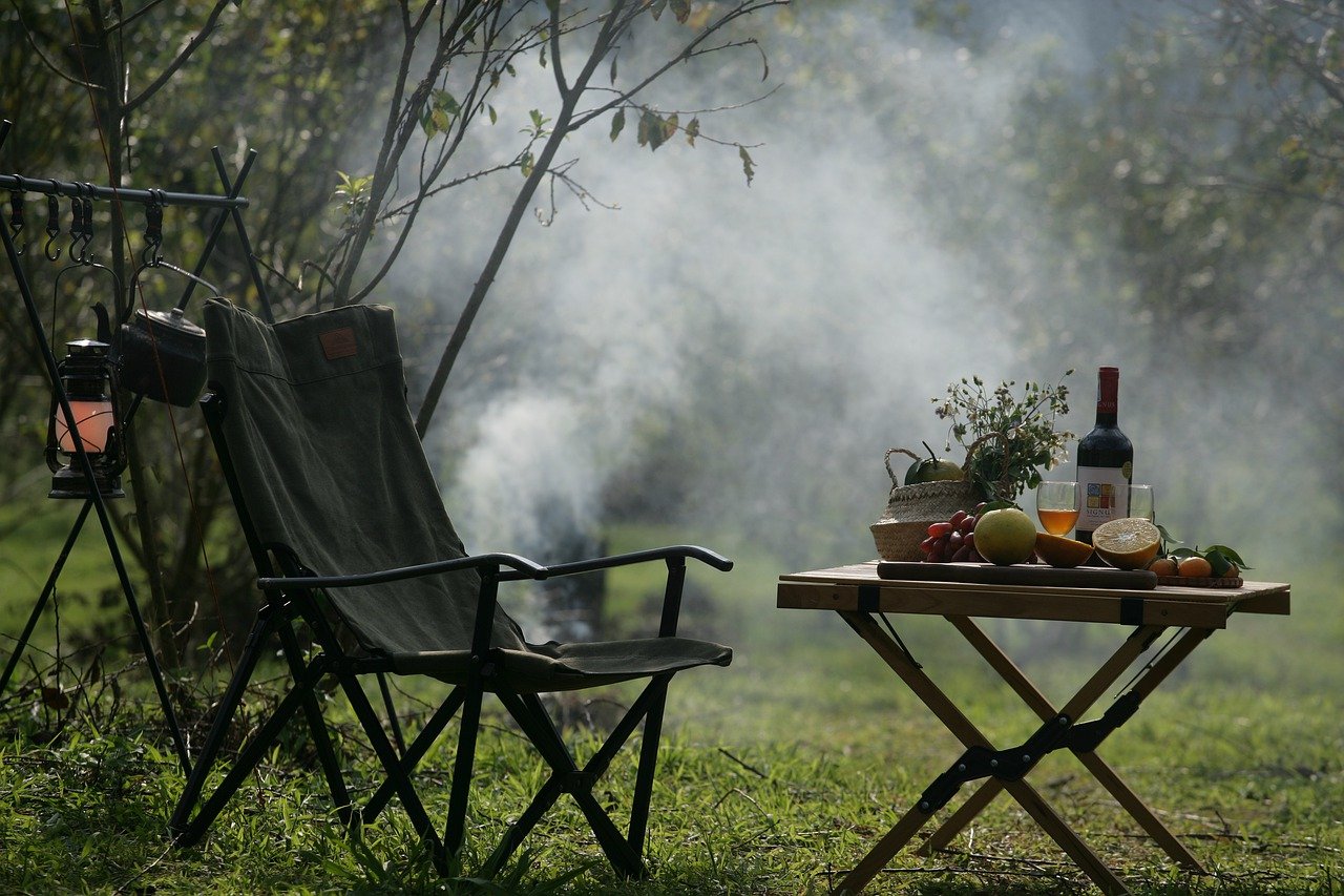 Camping în România. Cât costă o zi cu RULOTA, la munte sau la mare