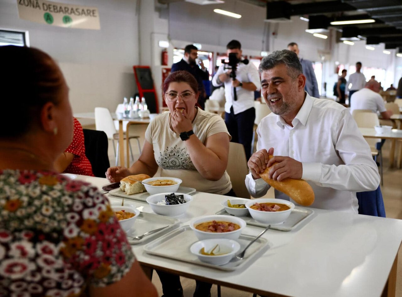 Marcel CIOLACU a mâncat fasole la cantina ARAMIS/ Fabrica de MOBILĂ are peste 5500 de ANGAJAȚI