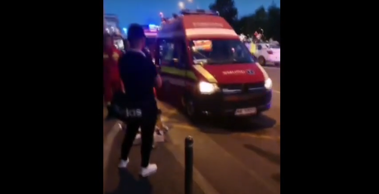 Filmul CRIMEI din Parcul Crângași: La scenele sângeroase a asistat un număr mare de oameni / Victima, lovită cu araci găsiți pe stradă