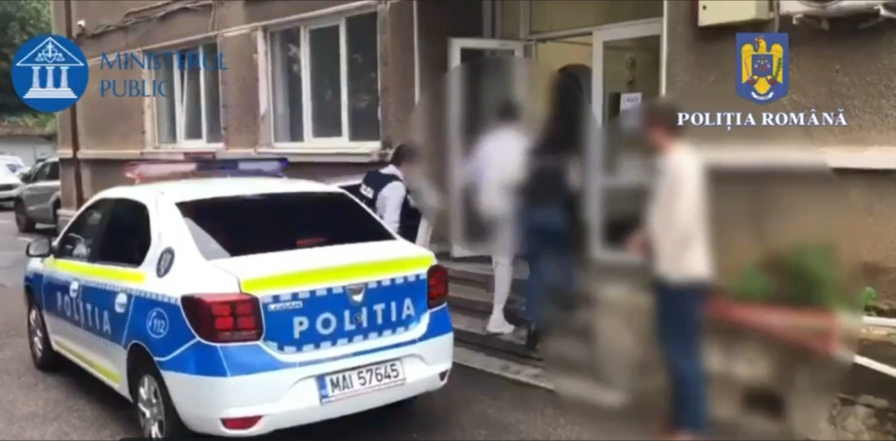 FRAUDĂ informatică în valoare de 750.000 de lei, depistată la o agenție de pariuri sportive, în cadrul operațiunii JUPITER