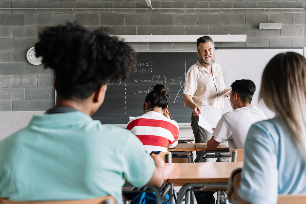 Rezultate simulare BACALAUREAT 2025/Modificare importantă pentru examenul din vară anunțată de Ministerul Educației