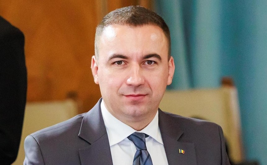 Bogdan Ivan face ordine pe SOCIAL-MEDIA: „Peste 3.500 de materiale care puneau în pericol integritatea alegerilor au fost eliminate”