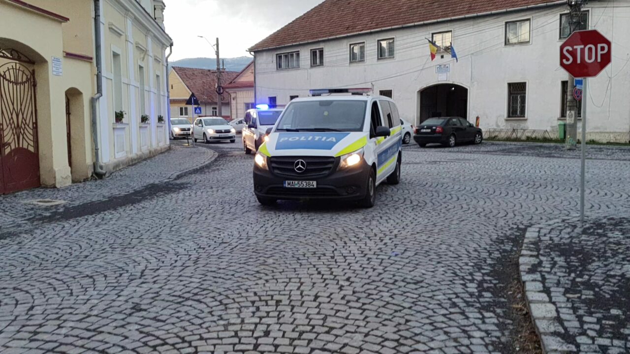 Operațiunea JUPITER, ziua a patra: Mascații au descins la un birou notarial din Capitală / Aproape 160 de percheziții au loc în România