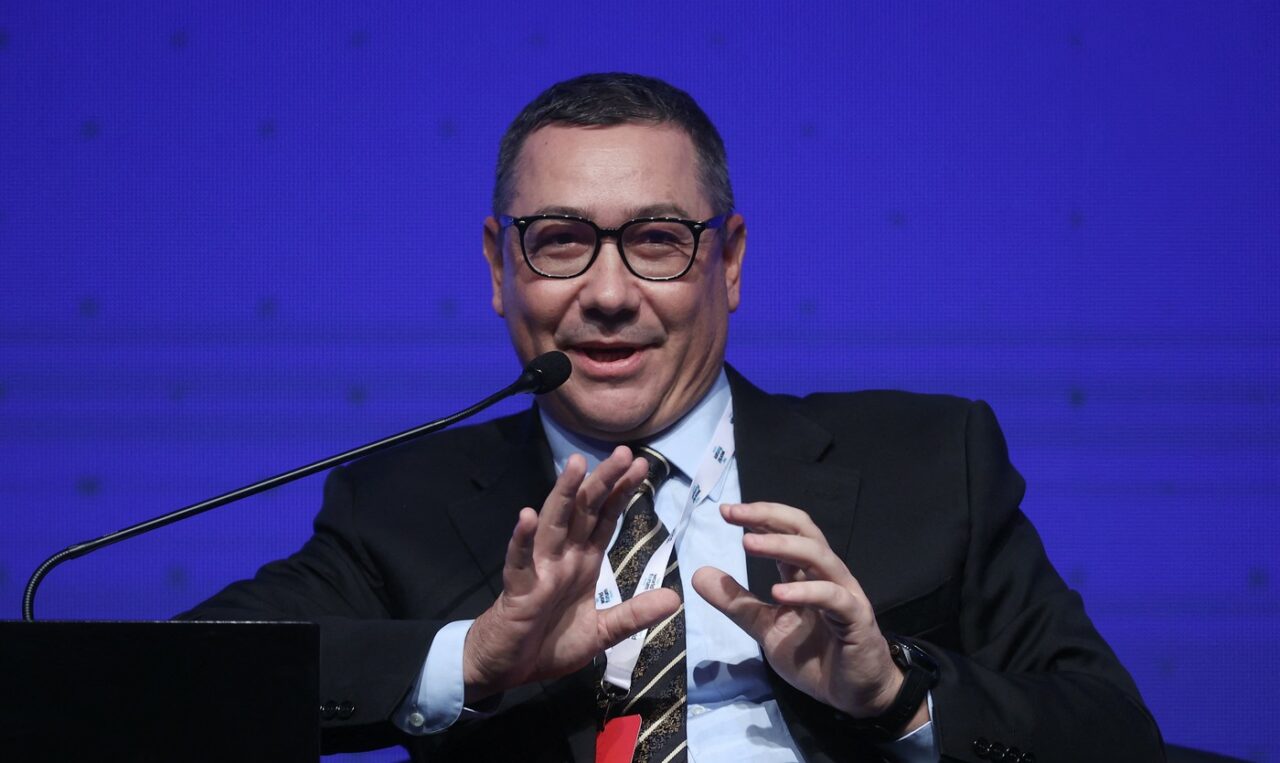 Victor PONTA: Ciucă a devenit mai iresponsabil decât Șoșoacă. Potolește-te, Nicu!