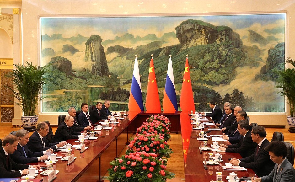 Putin și Xi Jinping CONTESTĂ dominația strategică a SUA și vor o soluție politică în Ucraina, dar cer garanții din partea Occidentului