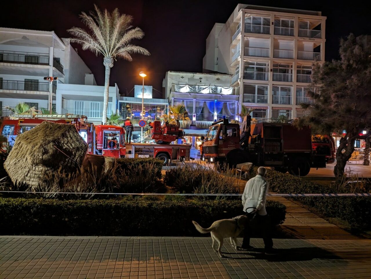 TRAGEDIE cumplită în țara care găzduiește peste 1.000.000 de români. 4 morți și zeci de răniți după ce acoperișul unui restaurant s-a prăbușit