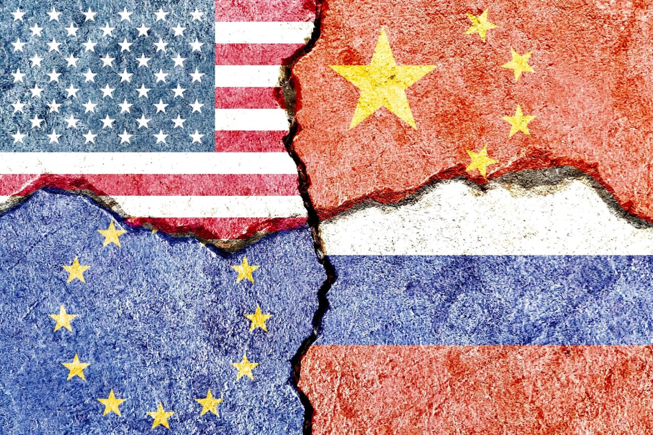 Expert american, în Financial Times: SUA trebuie să trateze problema CHINEI cu prioritate /Acest lucru nu înseamnă abandonarea aliaților din Europa