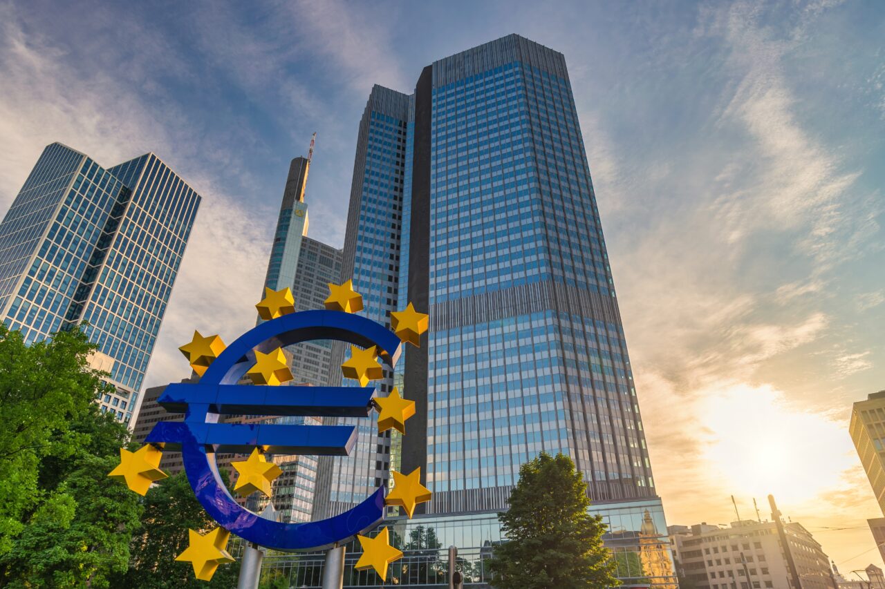Financial Times: BCE, pregătită să relaxeze POLITICA MONETARĂ în zona euro /”Cu excepția surprizelor majore, se întrunesc elementele”