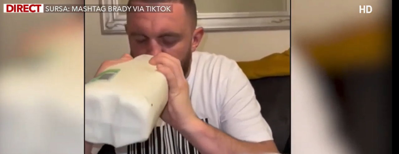Un băiat de 14 ani a MURIT, după ce a căzut victima unei noi provocări pe TikTok