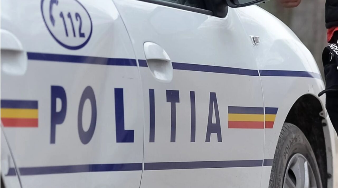 TIR răsturnat în Dunăre, între Orșova și Drobeta Turnu Severin