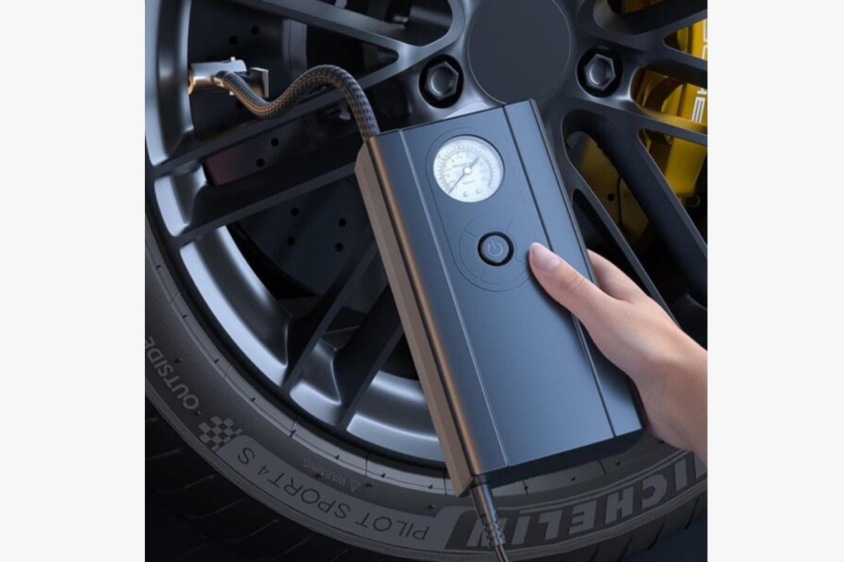(P) De ce să dispui de un compresor auto pentru mașină, mereu la îndemână