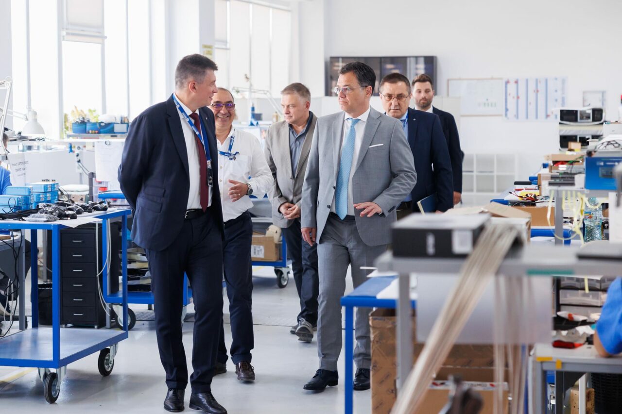 Ministrul Economiei: BlueSpace Technology pregătește o DRONĂ care poate fi produsă în totalitate în România