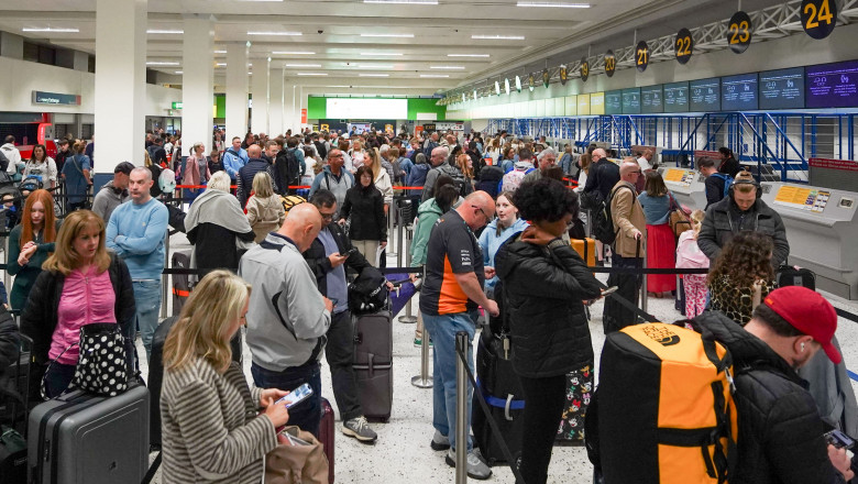 Aeroportul din Manchester, paralizat după o pană de curent. Mii de oameni s-au trezit cu zborurile anulate