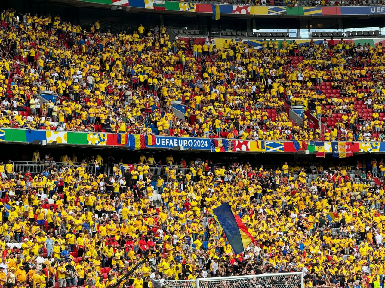 EURO 2024. Dumitru Dragomir dezvăluie PREȚUL URIAȘ plătit de un român pe un bilet la meciul cu Ucraina. Ce mașină îți poți cumpăra de banii ăștia?