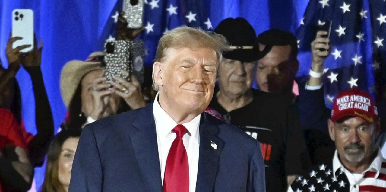Dezvăluiri șocante din noua carte a lui Fred Trump. Fostul președinte l-a sfătuit să își lase fiul cu dizabilități să MOARĂ: Sunt cheltuieli…