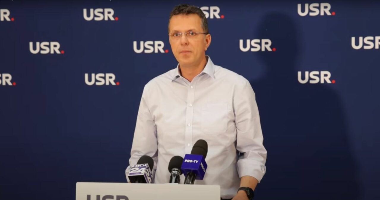 Ionuț Moșteanu(USR): Nu ne interesează funcțiile, ci direcţia. România nu mai are timp de jocuri politice