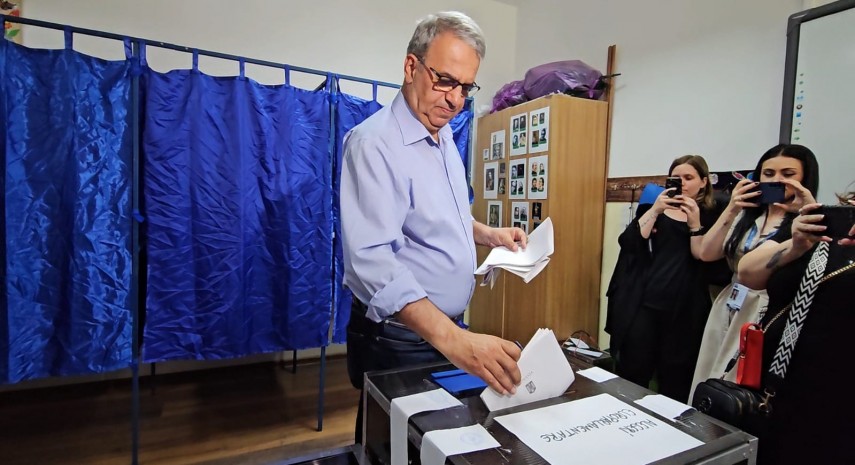 Vergil CHIȚAC a votat, la Constanța. Ce a declarat edilul la ieșirea de la urne, în contextul în care a primit noi amenzi de la AEP