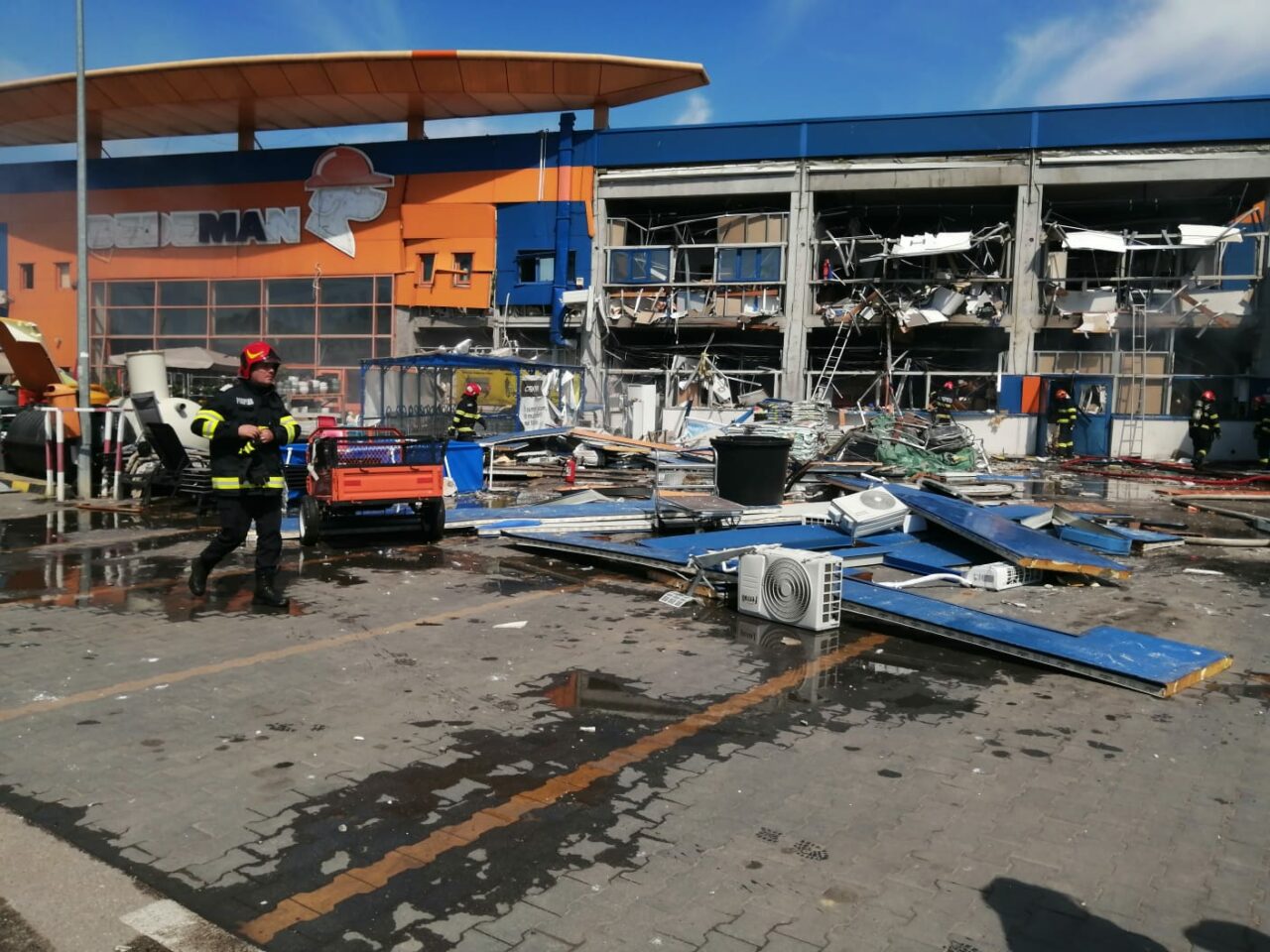 Ministerul Sănătății: Toți pacienții răniți în explozia de la Dedeman Botoșani au avut o evoluție FAVORABILĂ / Când va fi externat ultimul pacient