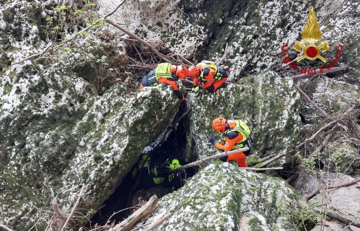 MAE confirmă cetăţenia română a celei de-a treia persoane decedate în inundaţiile din ITALIA