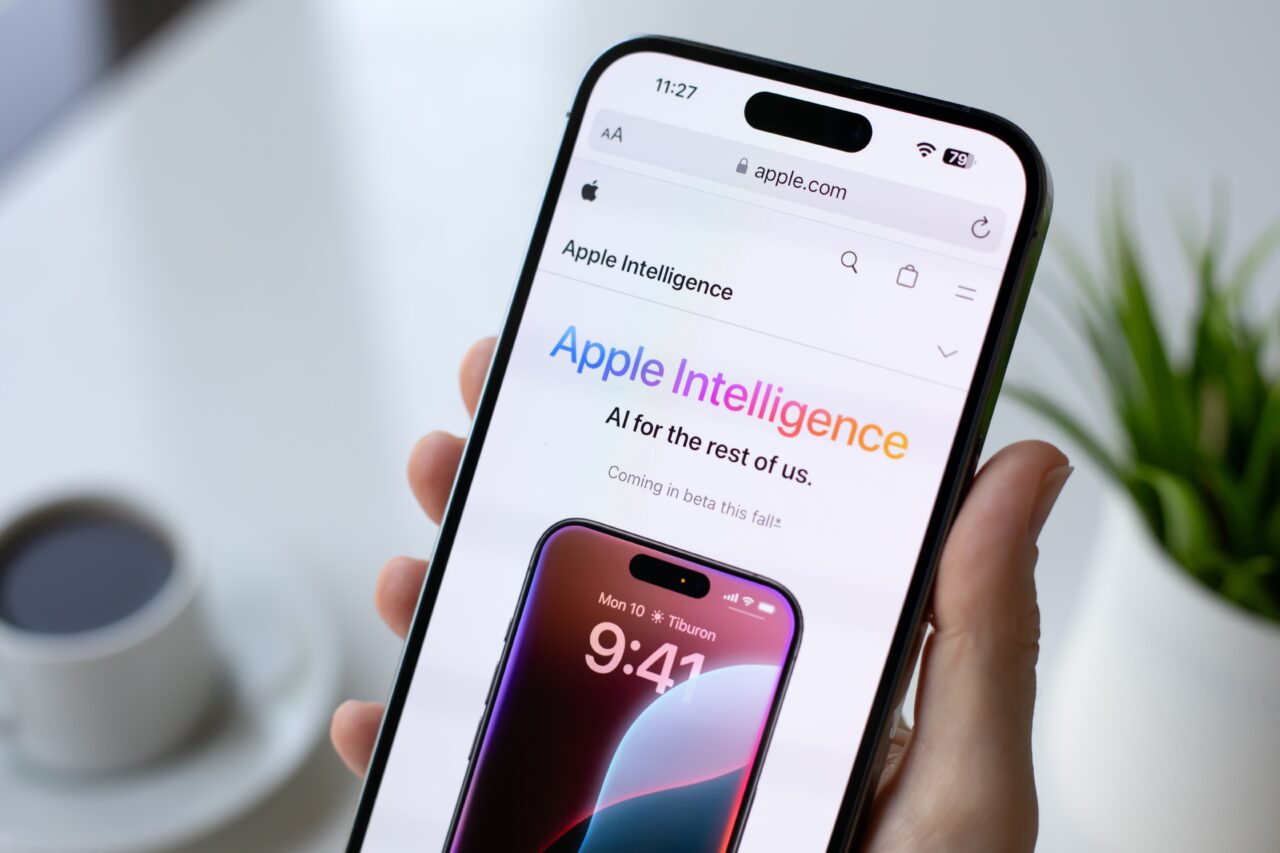 Apple explică de ce sistemul de inteligență artificială va funcționa doar pe iPhone 15 PRO și iPhone 15 MAX