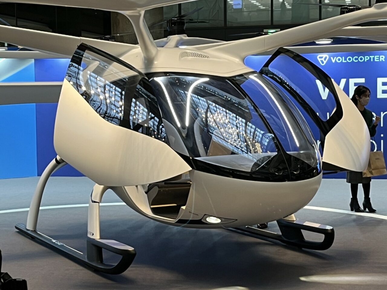 Primul TAXI zburător din Tokyo a fost testat. Japonia ar putea avea mijloace zburătoare de transport public din 2030