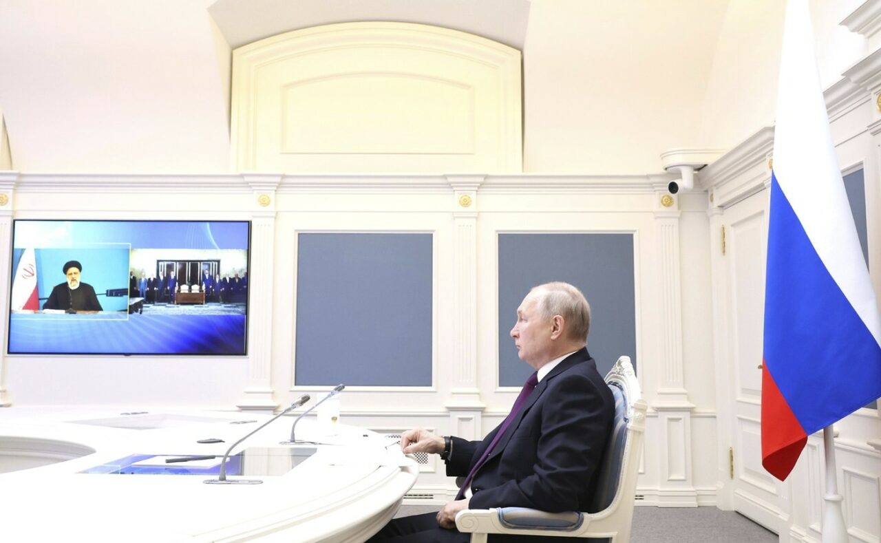 Ecuația Rusia – Iran după moartea lui Raisi. „Cooperarea dintre Moscova și Teheran este inevitabilă, politica ANTI-OCCIDENTALĂ nu se va schimba”