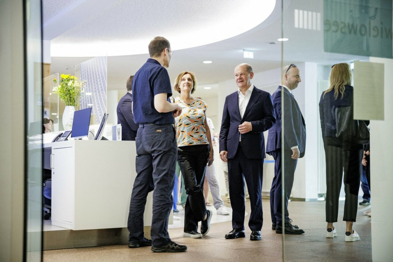 Olaf SCHOLZ a votat, la Berlin /Coaliția guvernamentală germană este devansată de opoziția de dreapta