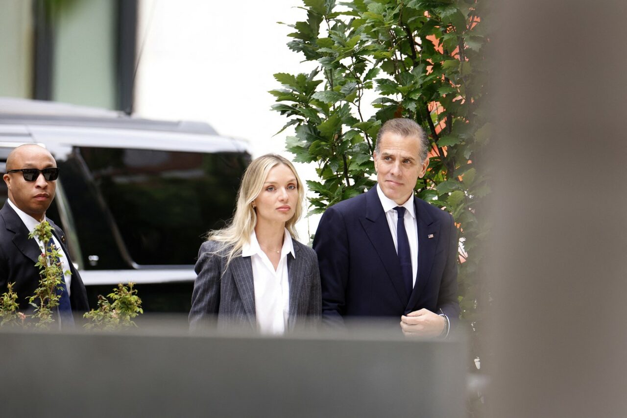 Hunter BIDEN a fost găsit vinovat în procesul privind condițiile deținerii unei arme de foc