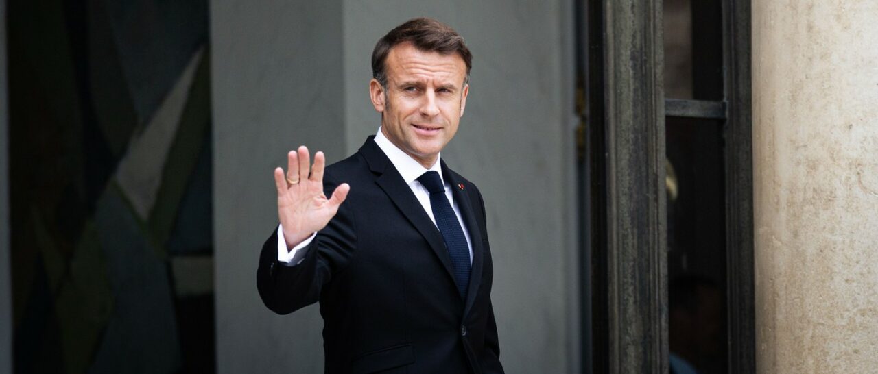 Bloomberg: Emmanuel Macron s-a plasat pe el însuși și Franța în POZIȚII DIFICILE, cu impact asupra reformelor economice și asupra propriului mandat