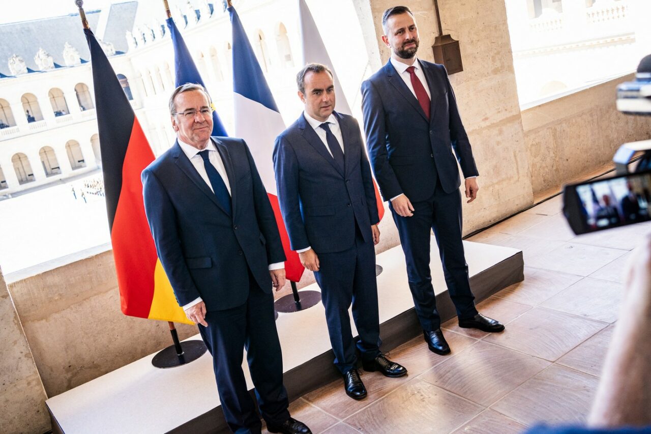 Triunghiul Weimar vrea să dezvolte un parteneriat pentru producerea de arme cu rază lungă de acțiune în Europa