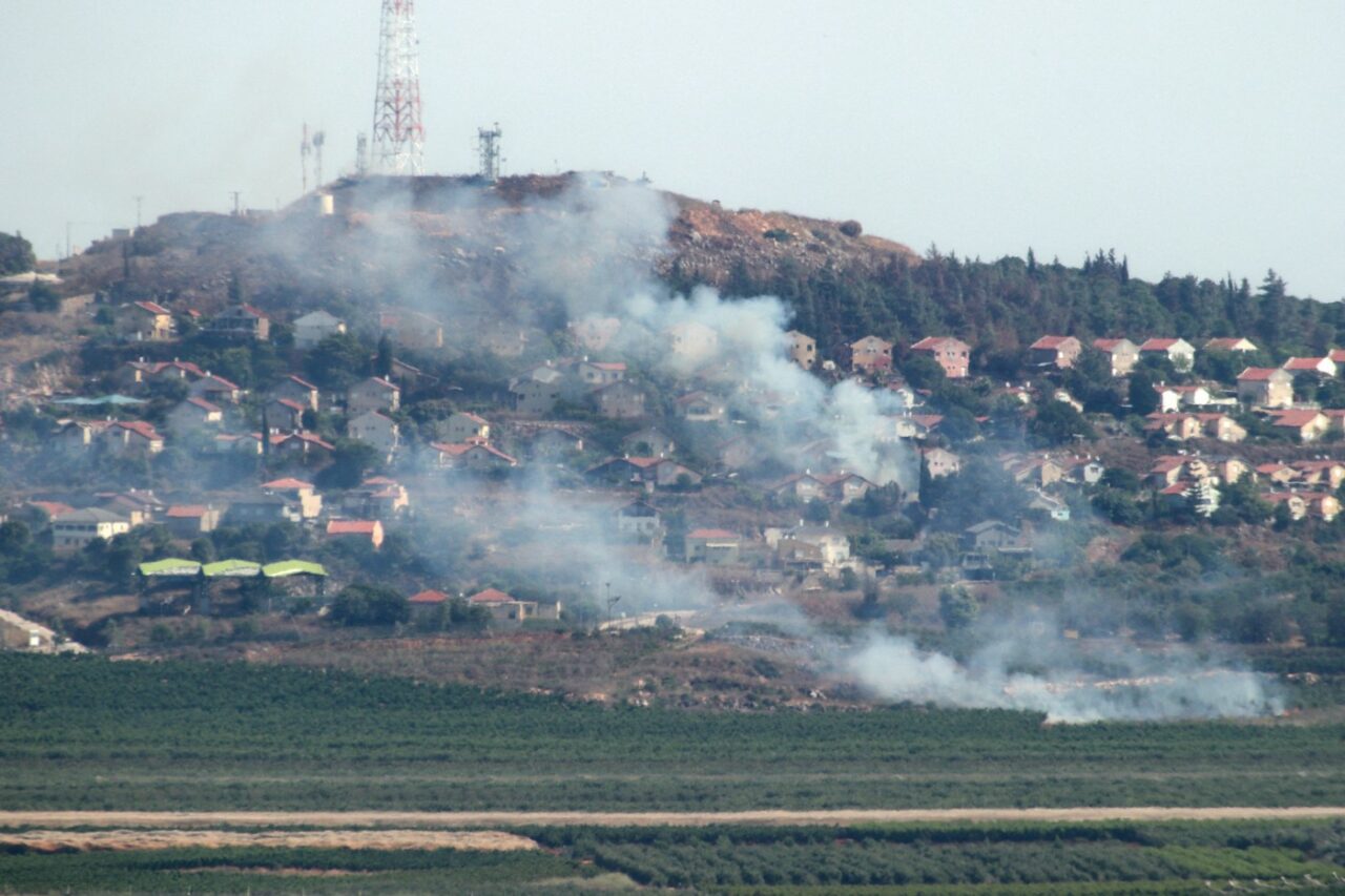 Confruntări intense între ISRAEL și HEZBOLLAH /Germania și Olanda își îndeamnă cetățenii să părăsească Libanul, SUA recomandă precauție