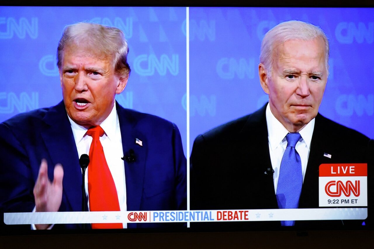 Financial Times: Echipa lui BIDEN dă asigurări că acesta rămâne în cursa electorală, pe fondul intensificării presiunilor