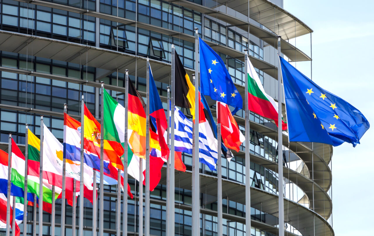 Financial Times: Germania conduce REBELIUNEA împotriva legislației UE de contracarare a influențelor străine