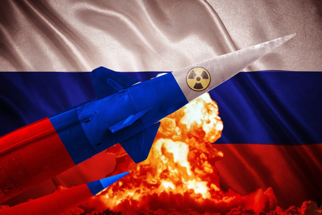 Oficial rus: Moscova și-ar putea SCHIMBA planurile privind utilizarea armelor nucleare în contextul războiului din Ucraina