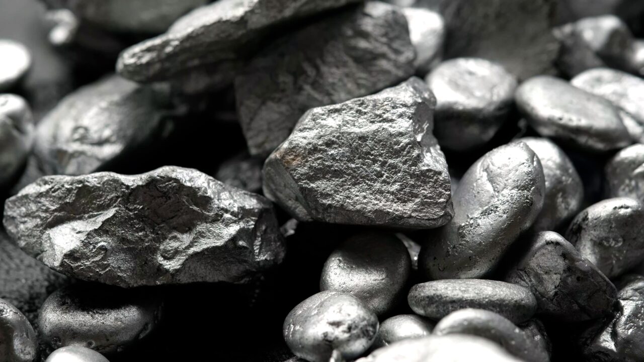 Norvegia a descoperit cel mai mare zăcământ de METALE RARE. Care ar fi impactul asupra industriei europene