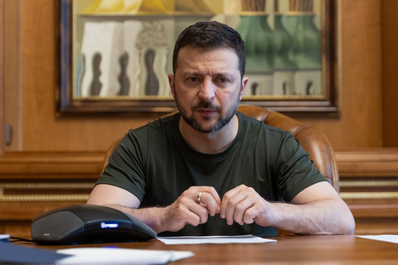 ZELENSKI îi cere lui Trump să dezvăluie planul de oprire a războiului din Ucraina /”Dacă ne pierdem statul, vrem să fim pregătiți”