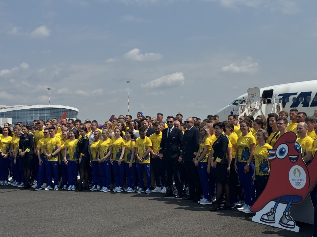 JO 2024.Echipa olimpică a României a plecat la Paris, la bordul navei „Nadia Comăneci”: „acum 100 de ani, am deschis acest drum cu o medalie de bronz”