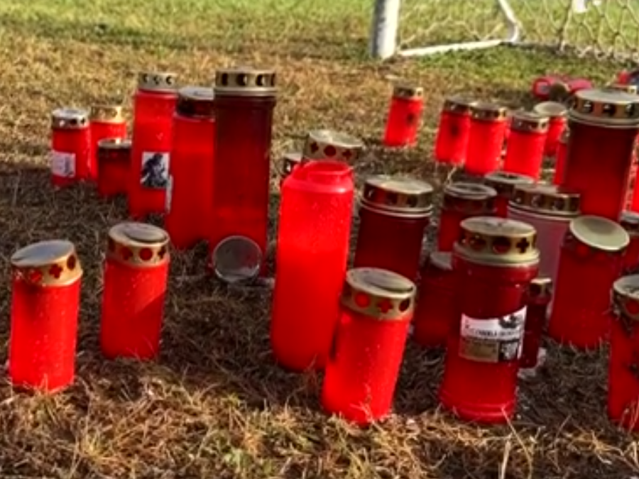 Visul de a ajunge un mare fotbalist, spulberat pentru un copil de 8 ani, UCIS de o poartă metalică pe terenul de fotbal. Familia micuțului e distrusă