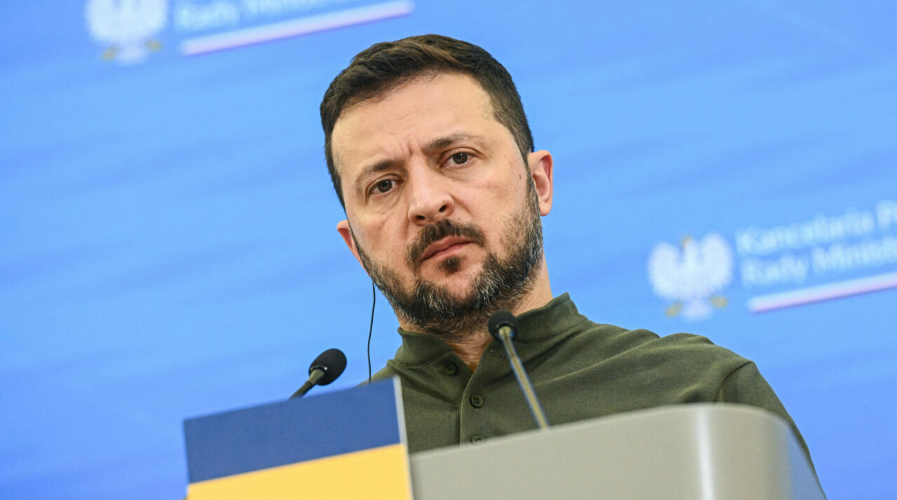 Volodimir Zelenski nu se teme de o nouă Administrație TRUMP / „Dacă Donald Trump devine președinte, VOM LUCRA
