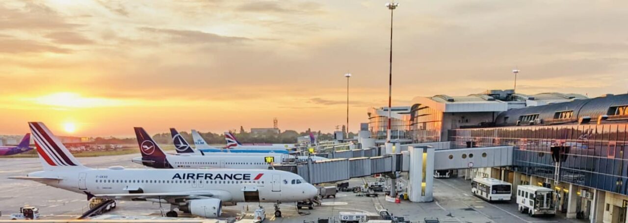 Sindicaliștii de la Aeroporturi București reacționează la afirmațiile vicepremierului Anastasiu. SCAB: „O MANIPULARE care poate ascunde alte interese”