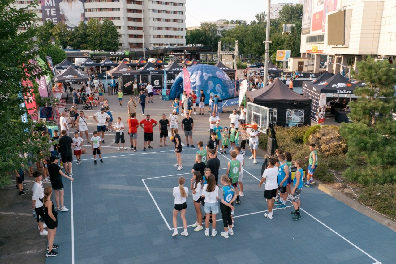 Spectacol de baschet 3×3 la Iași: 300 de jucători s-au duelat pentru premii la Sport Arena Streetball