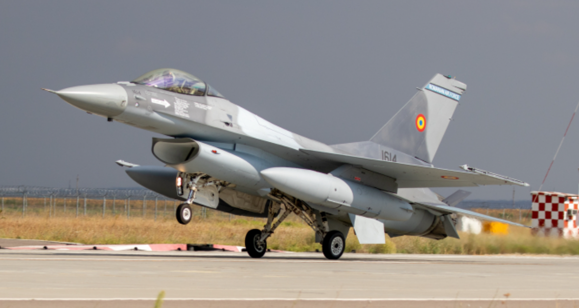 MApN: „Două aeronave F-16 au decolat, ca măsură de prevenție, după ce drone rusești au ATACAT în apropiere de granița României”