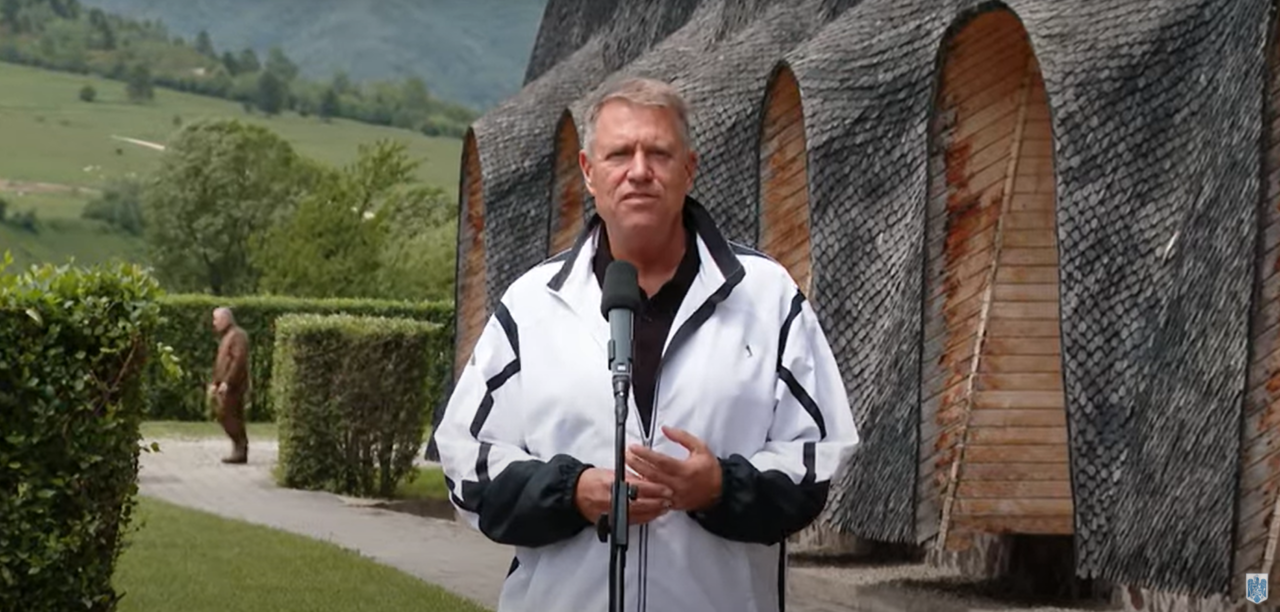 Iohannis a fost în Munții Bucegi înainte ca o tânără să fie ucisă de urs: S-a ajuns prea departe / Clasa POLITICĂ a reacționat doar punctual