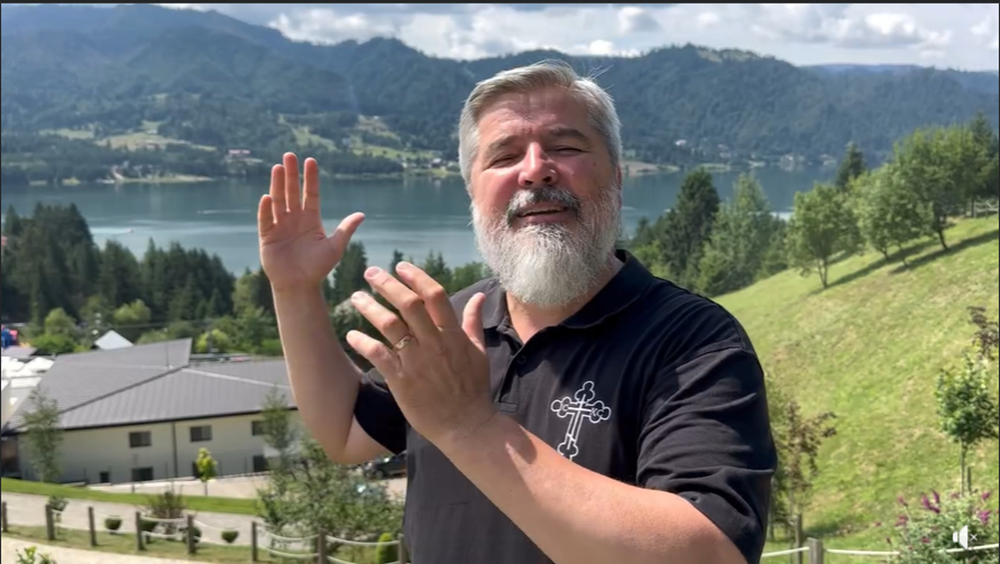 DESTINAȚIA de vis din țara noastră, pe care puțini români o cunosc. Preotul Vasile Ioana: „Veniți în acest colț de rai”