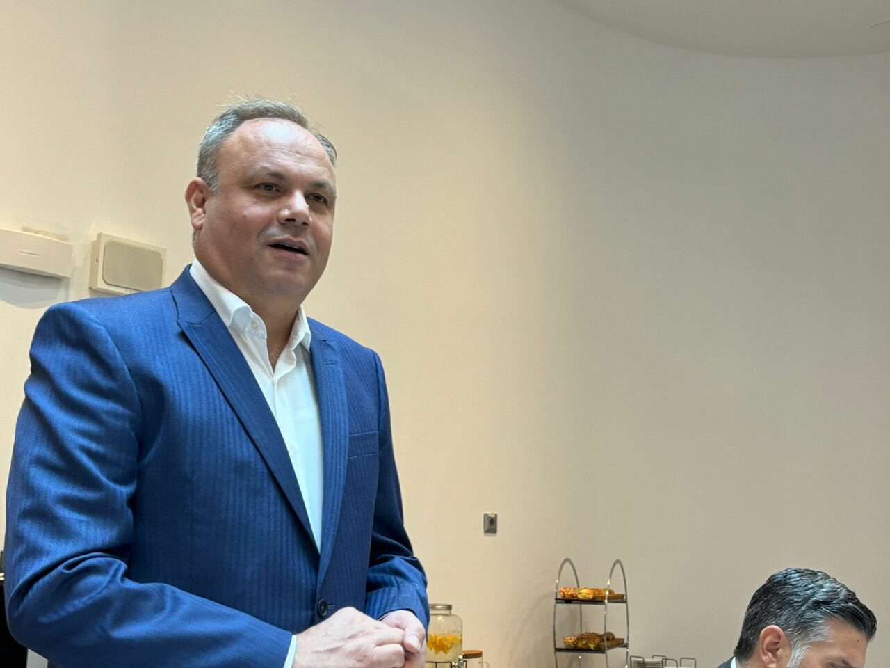 Prima medie RCA a crescut cu 18%, chiar în plafonare. Sorin Mititelu, vicepreședinte ASF: „Sunt încă verificări”. Ce include noul tarif de referință