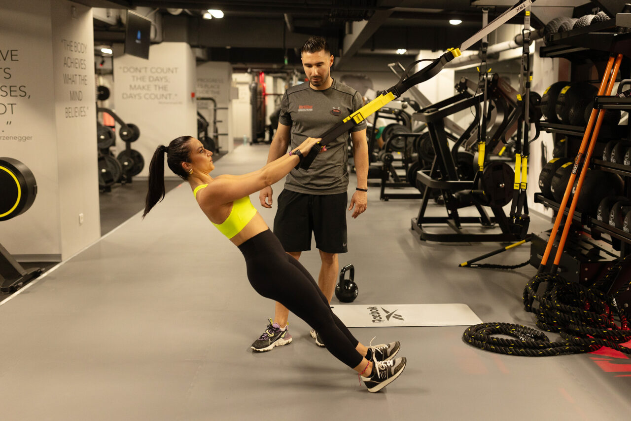 (P) Transformă-ți corpul pentru vară: importanța abonamentului la clubul de fitness