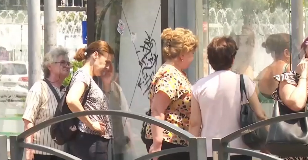 Lipsa spațiilor verzi din Capitală intensifică valul de CANICULĂ. Bucureștiul, codaș în Europa la spații verzi pe cap de locuitor